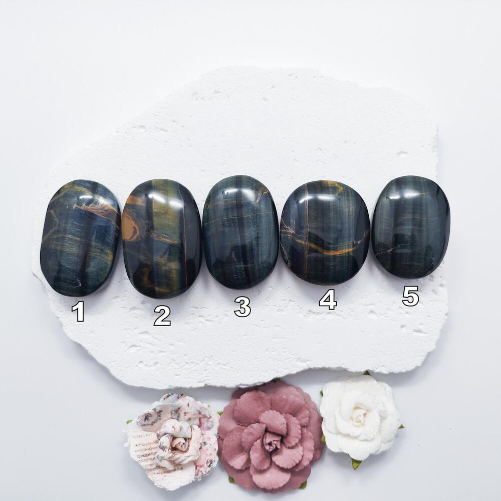 Blue Tiger Eye Palm Stone - Picture 8 of 10